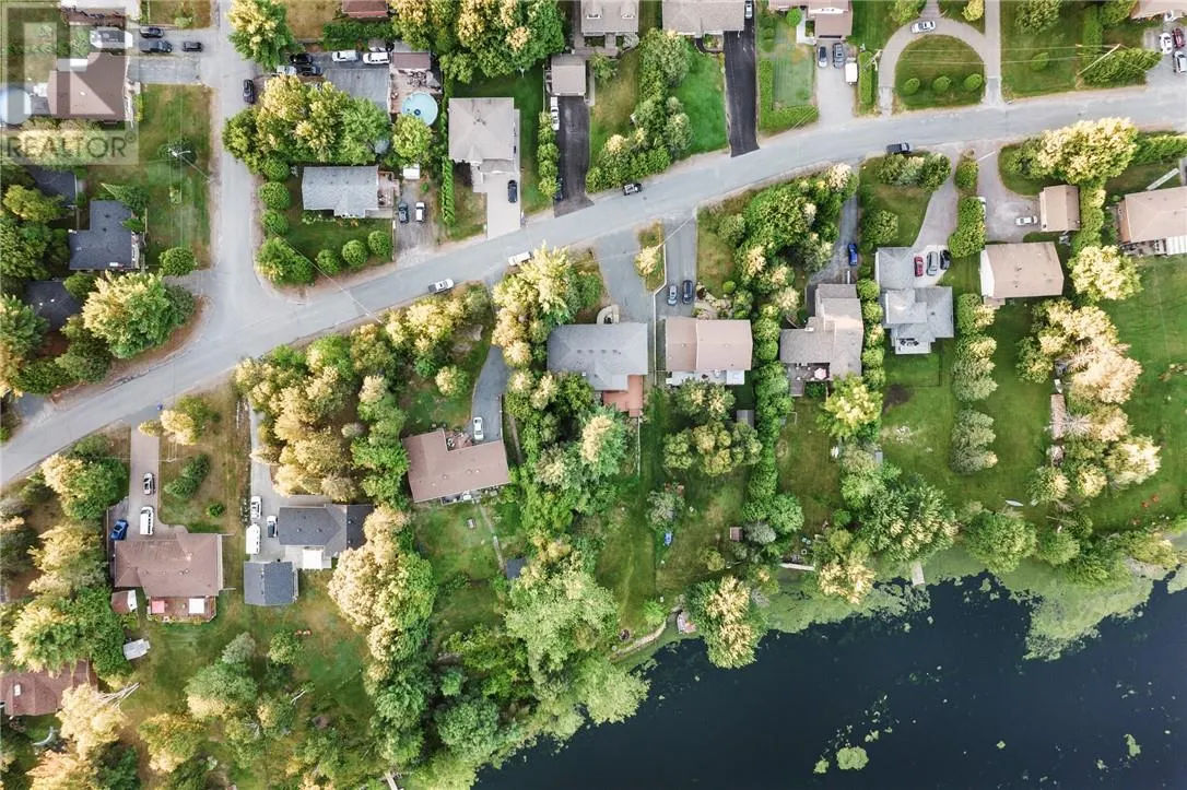 105 Simon Lake Drive