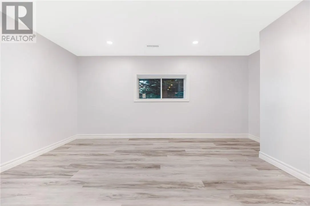 105 Simon Lake Drive
