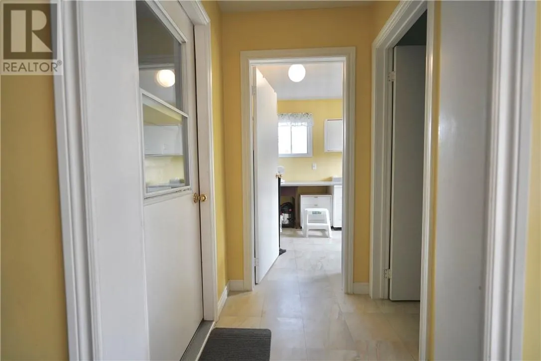 781 Grandview