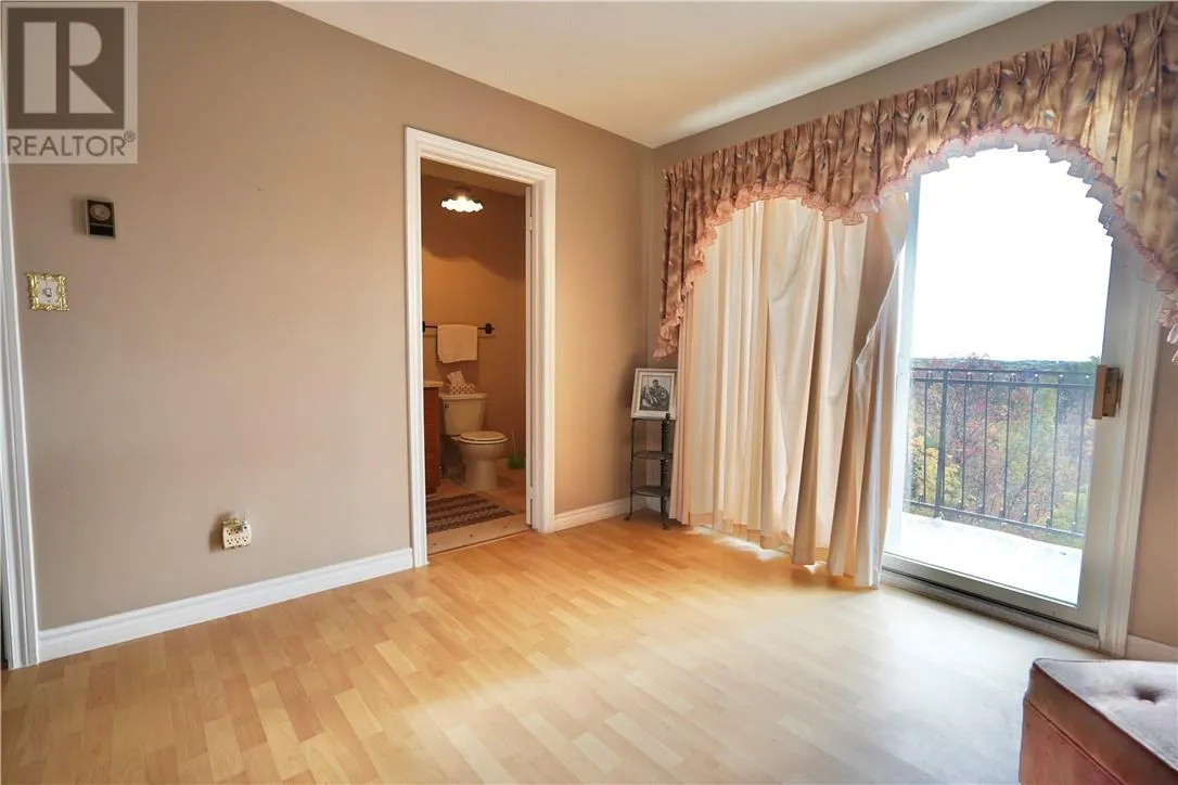 781 Grandview