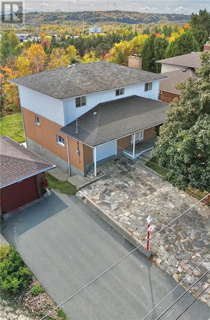 781 Grandview
