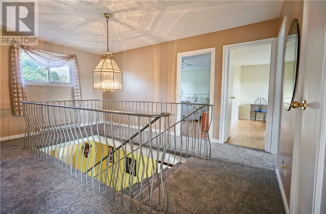 781 Grandview