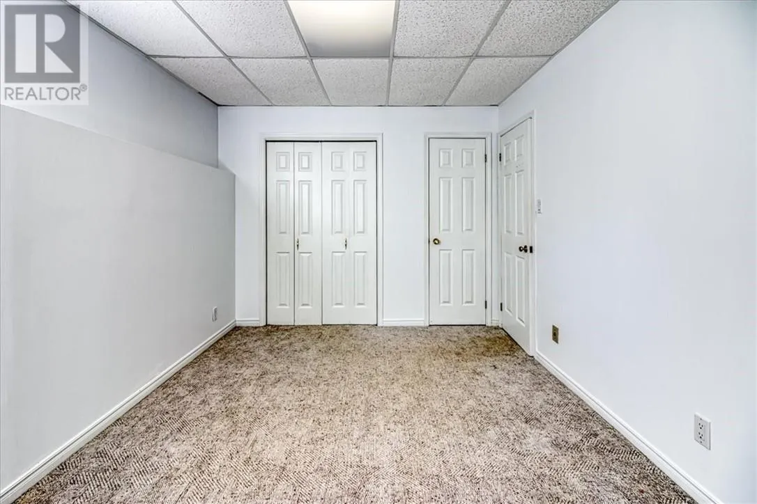 92 Ravina Avenue