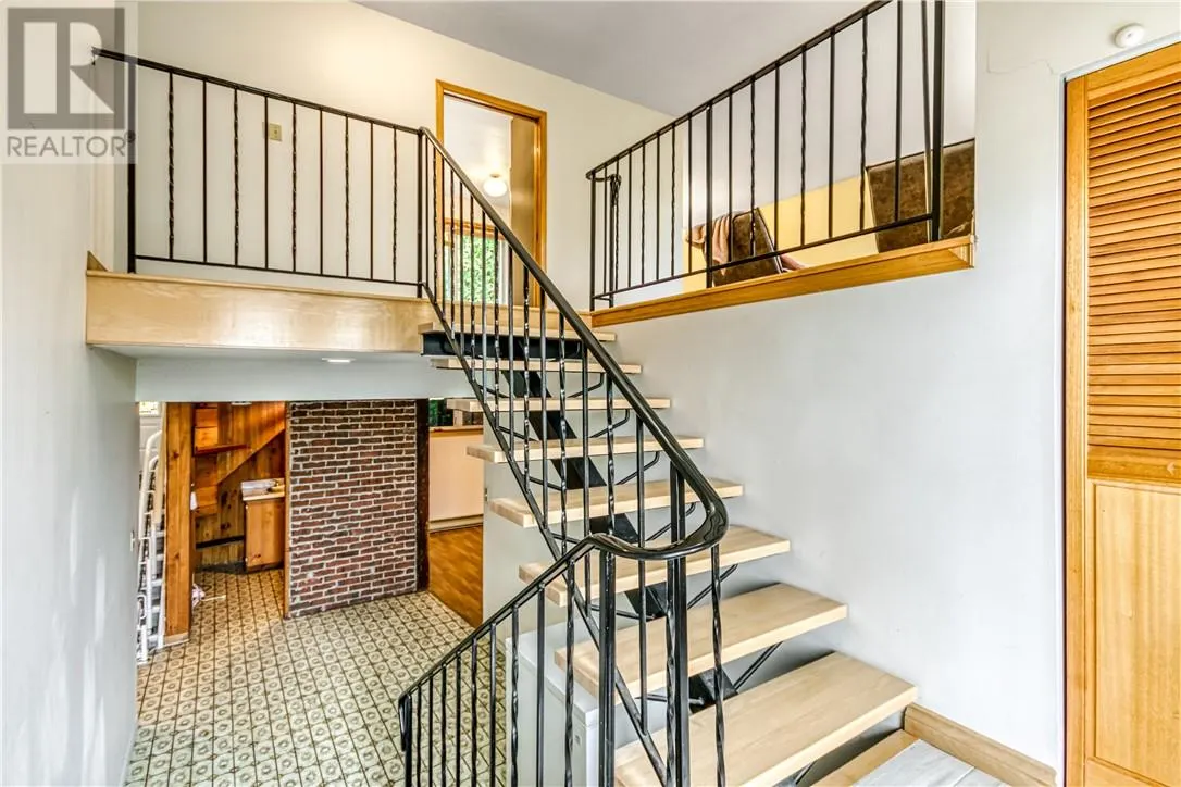 2288 Muriel Crescent