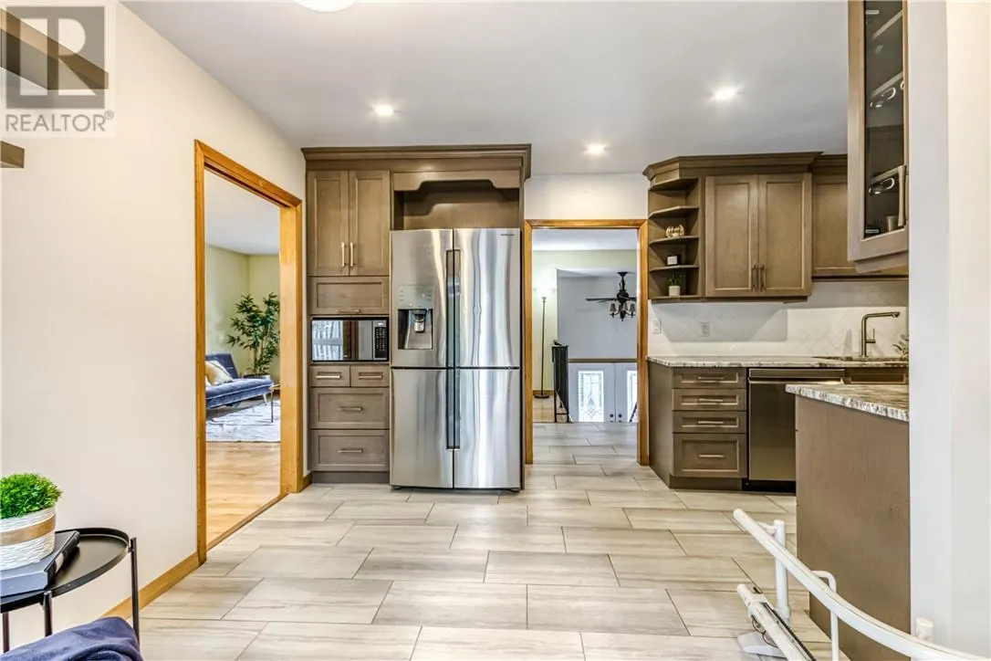 2288 Muriel Crescent