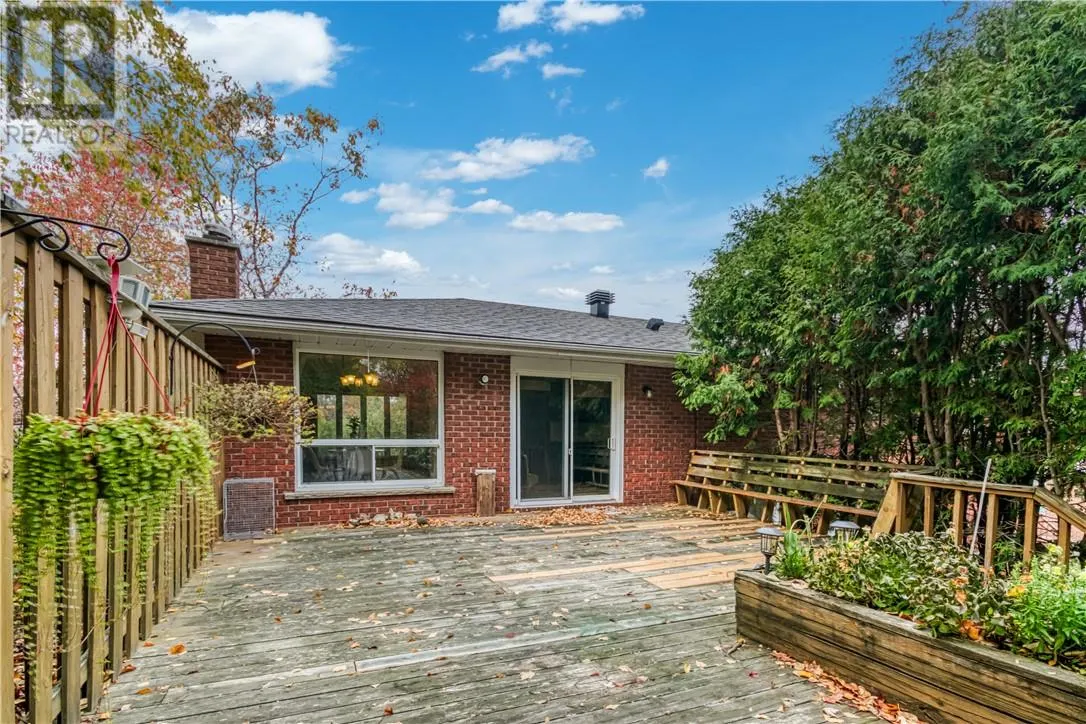2288 Muriel Crescent