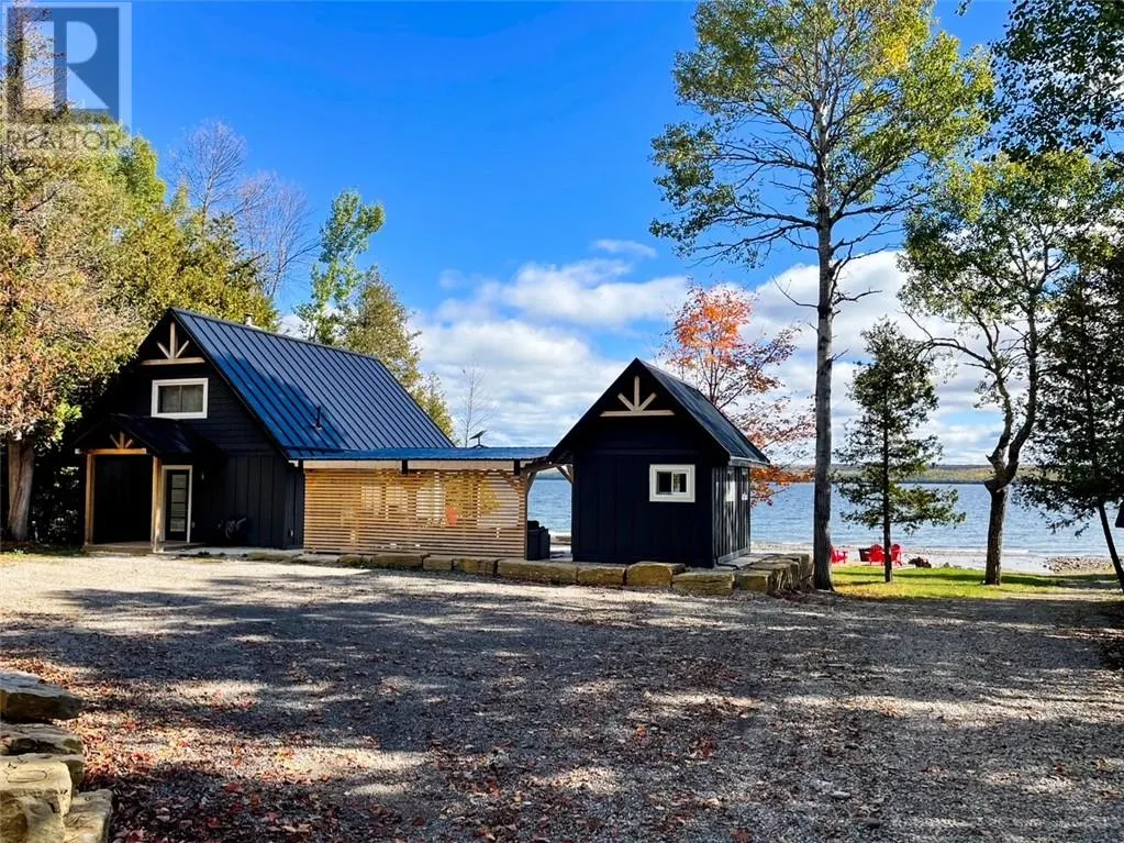 102 Eastview Lane