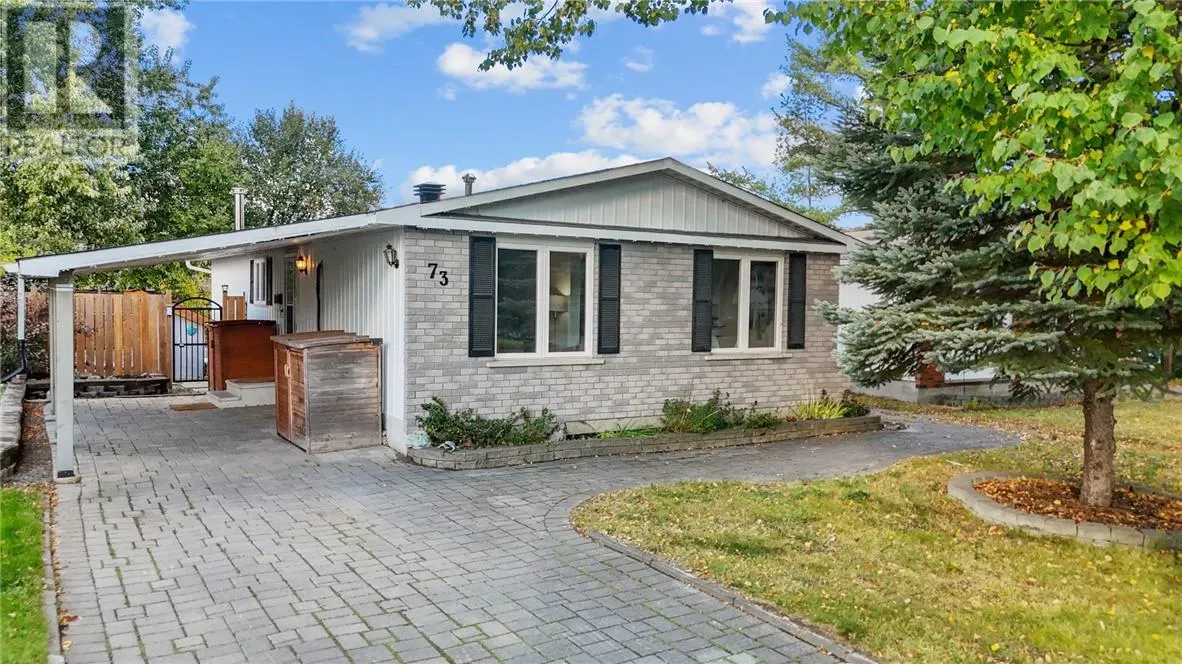 73 Garland Crescent