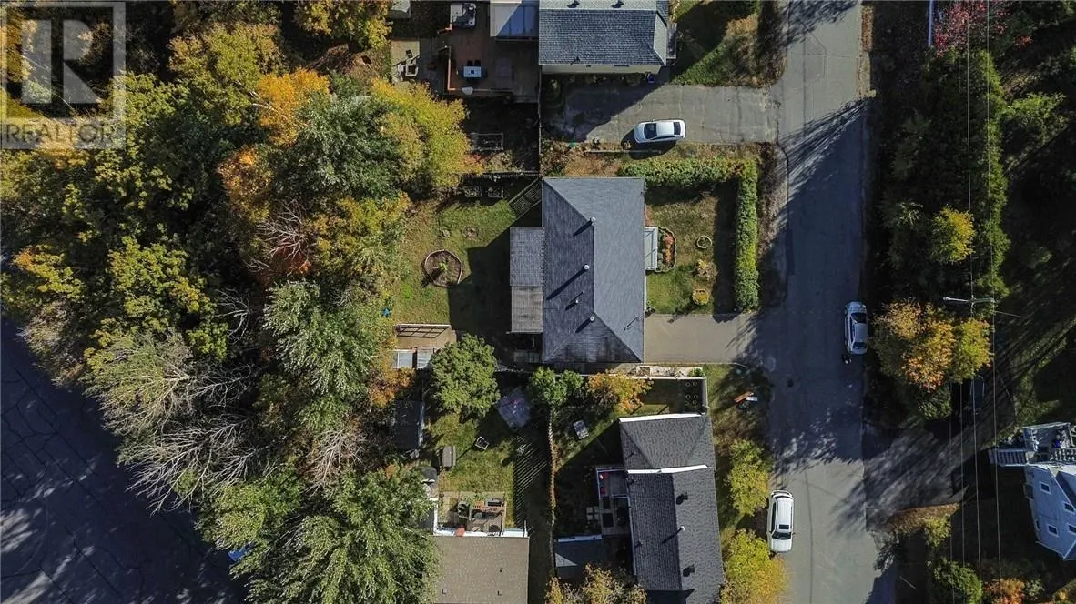 10 Manor Road
