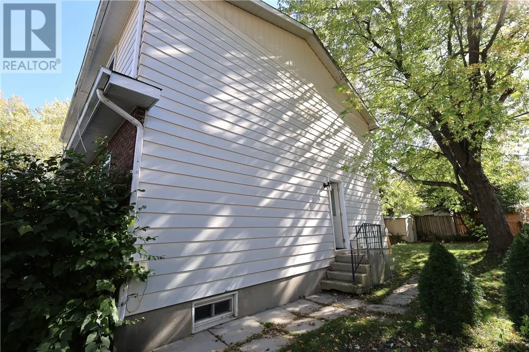 2027 Scarlett Road