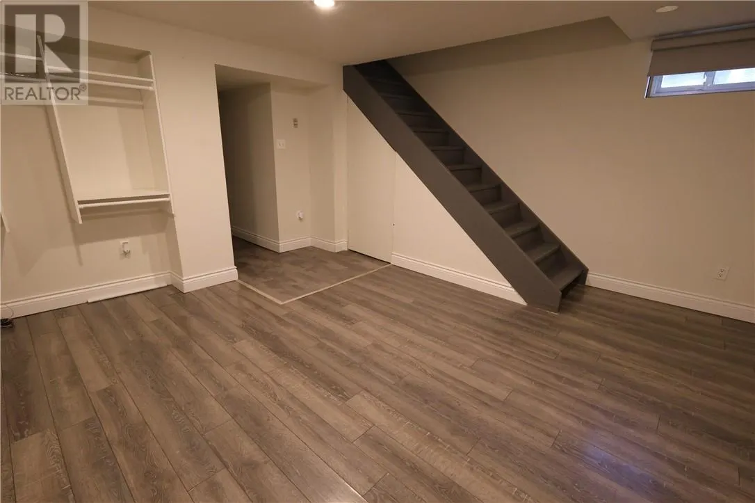 2027 Scarlett Road
