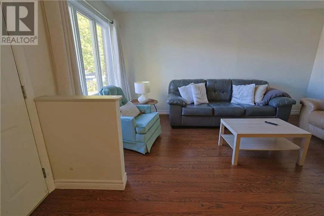 2027 Scarlett Road