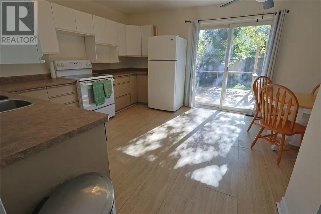2027 Scarlett Road