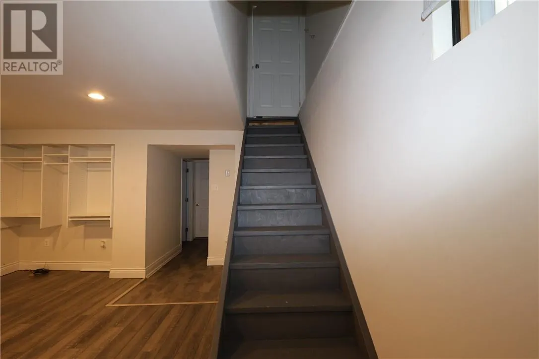 2027 Scarlett Road
