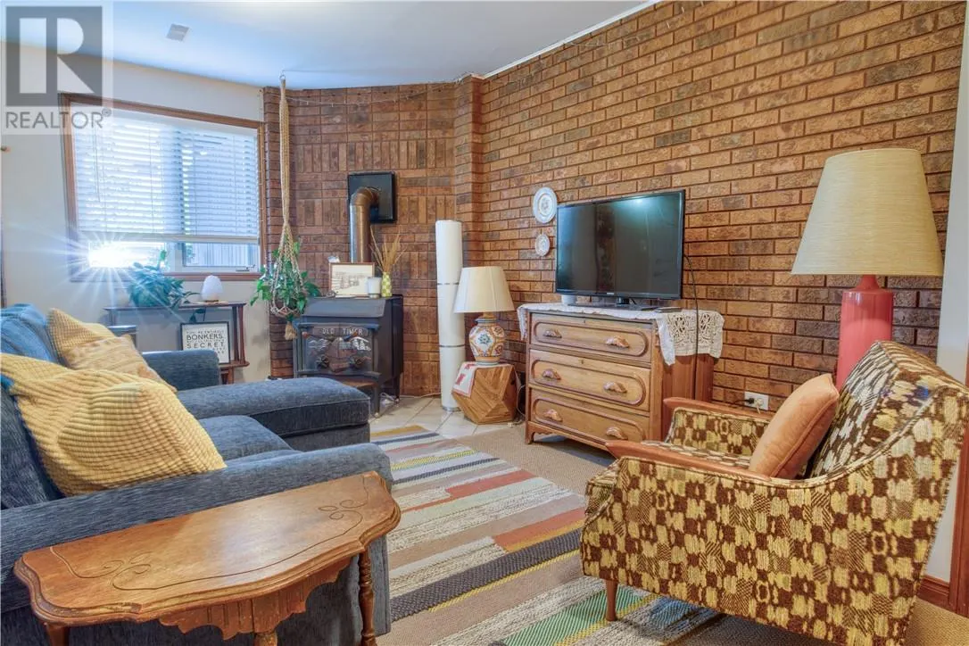 577 Kirkwood Drive