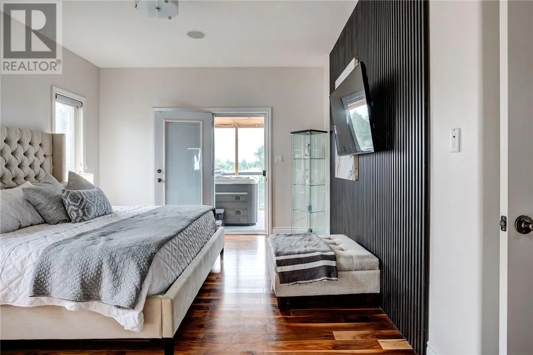 3435 Edna Street