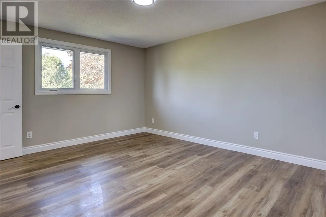 2420 Cavendish Court