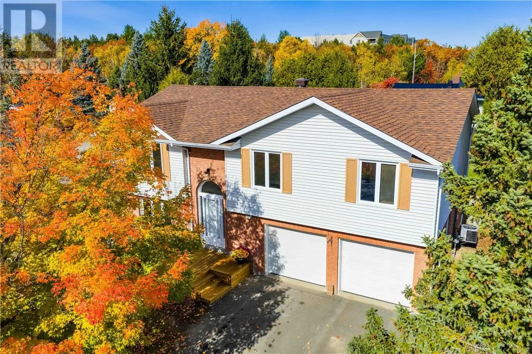 2420 Cavendish Court