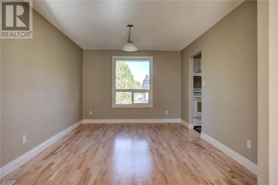 2420 Cavendish Court