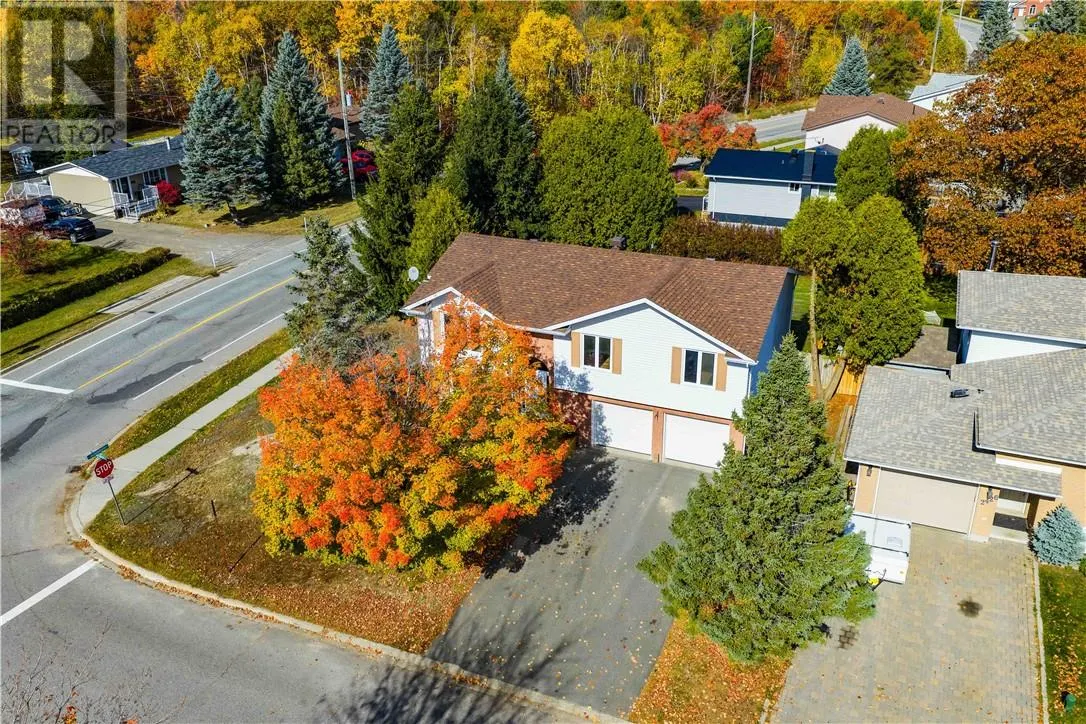 2420 Cavendish Court