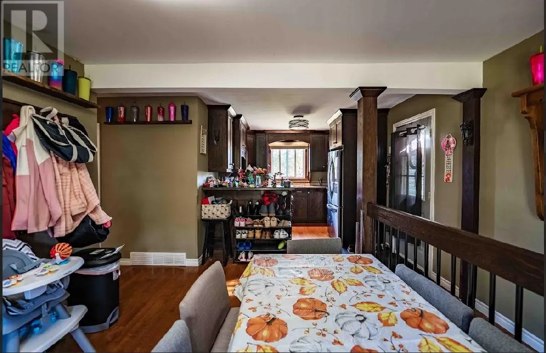 131 Prevost Street S