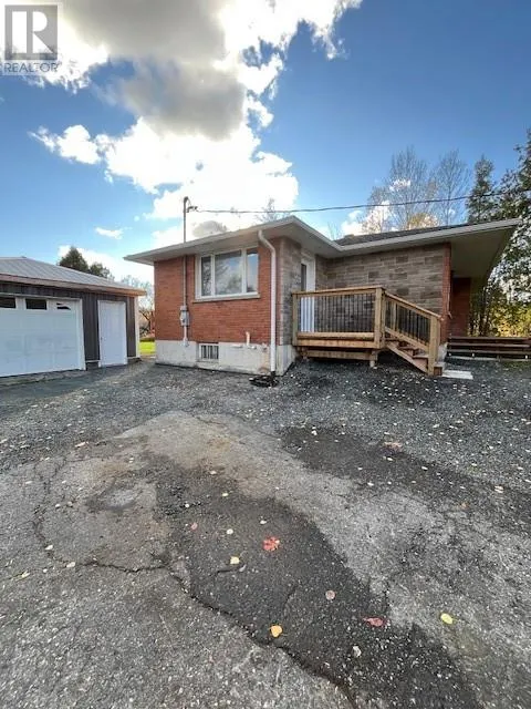 4596B Highway 17