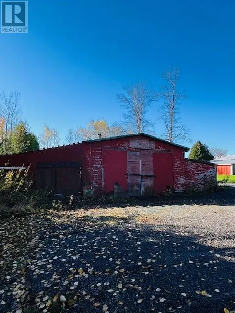 4596B Highway 17
