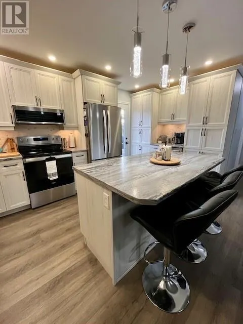 4596B Highway 17