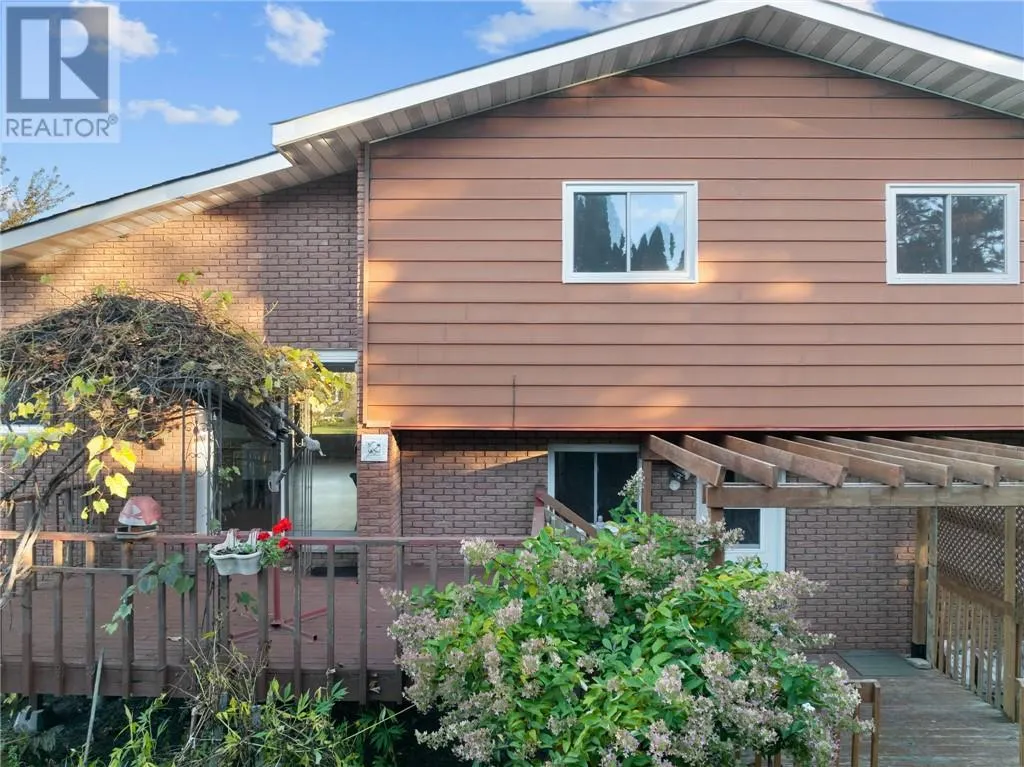 1957 Southview Drive