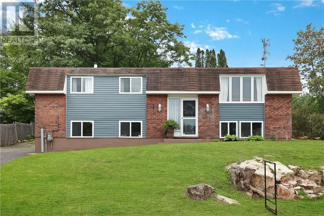 1 GILLANDERS Road
