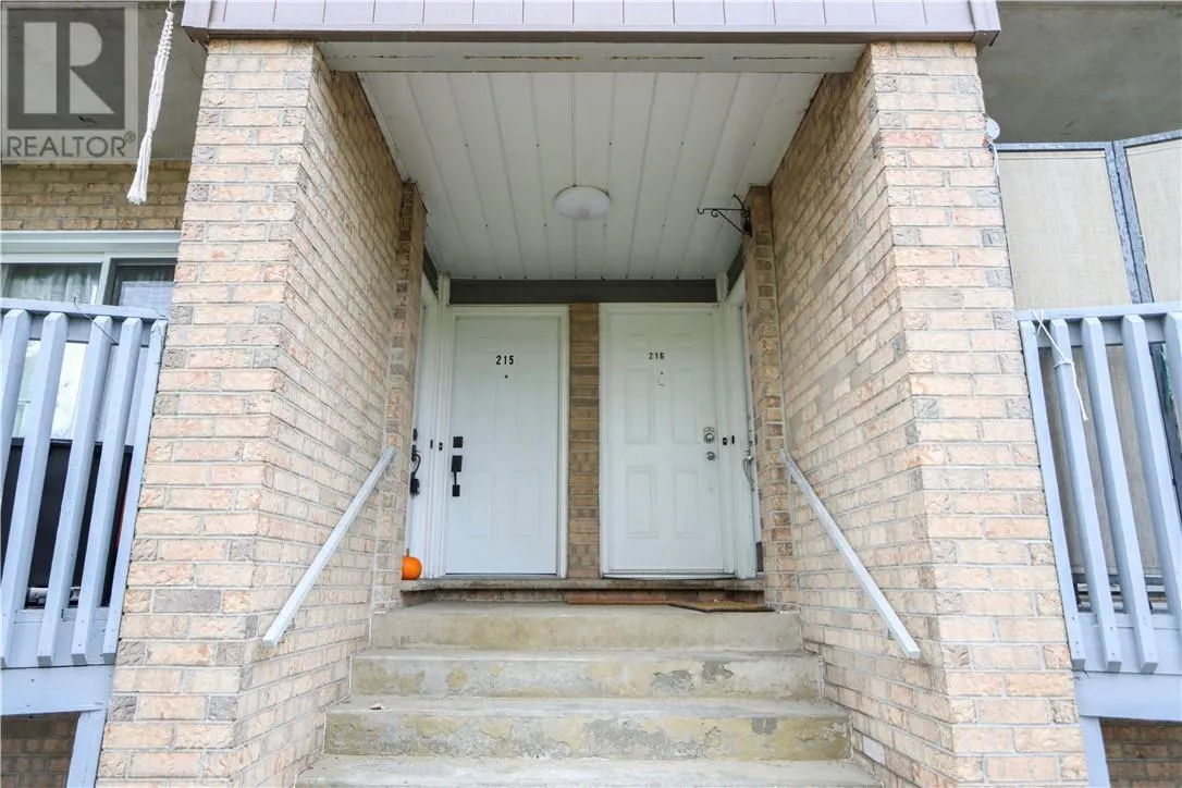 869 Lasalle Unit# 216