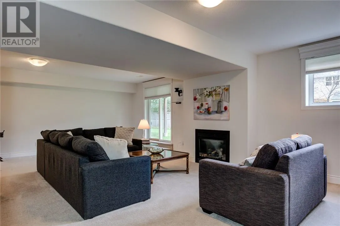 2310 Algonquin Road Unit# 27