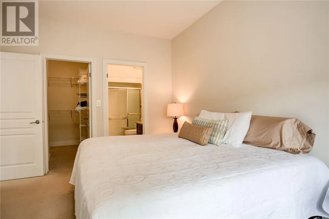 2310 Algonquin Road Unit# 27