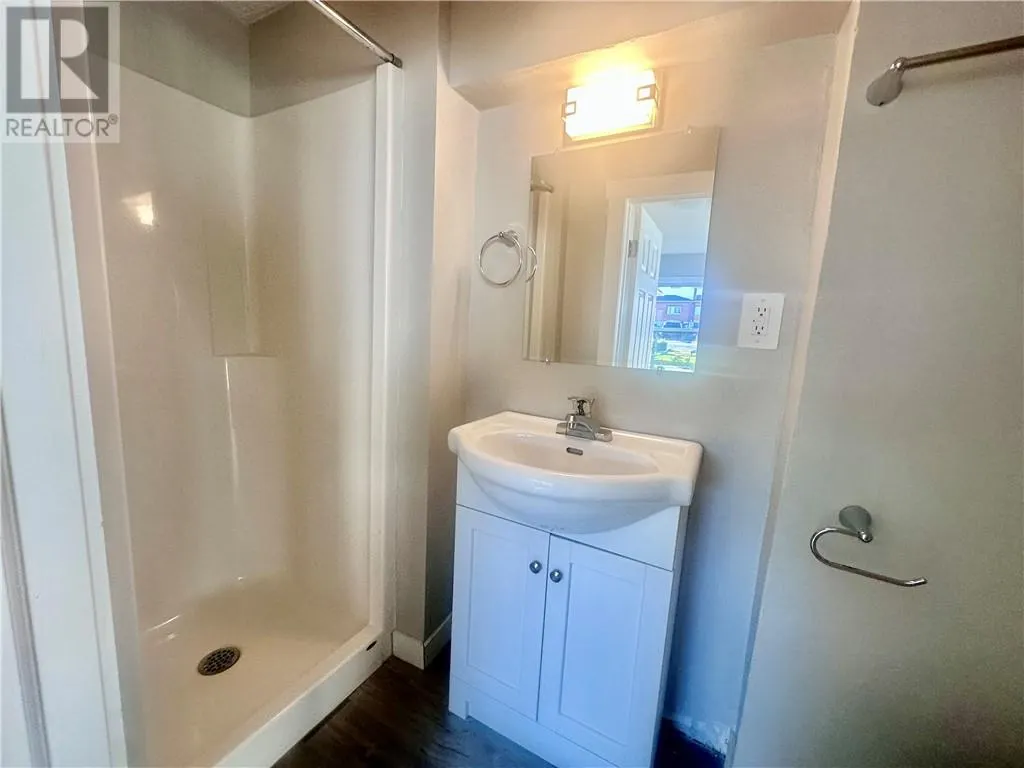 425 Bessie Avenue Unit# 5