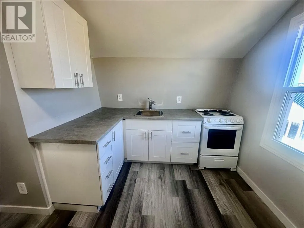 425 Bessie Avenue Unit# 3