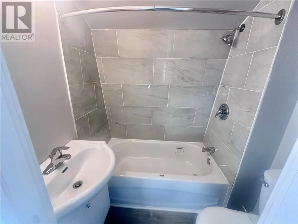 425 Bessie Avenue Unit# 3