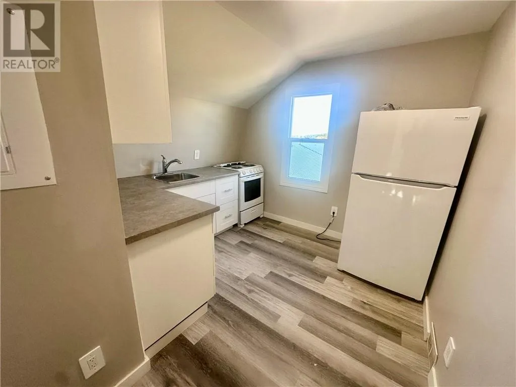 425 Bessie Avenue Unit# 3