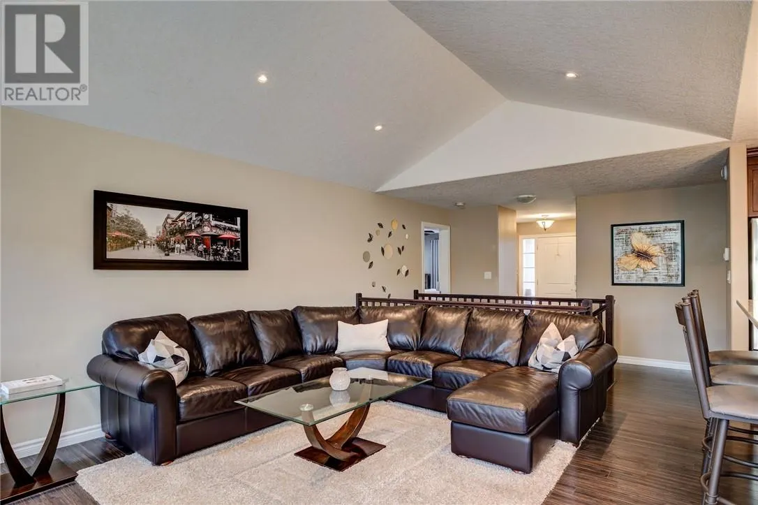 4721 Country Club Drive