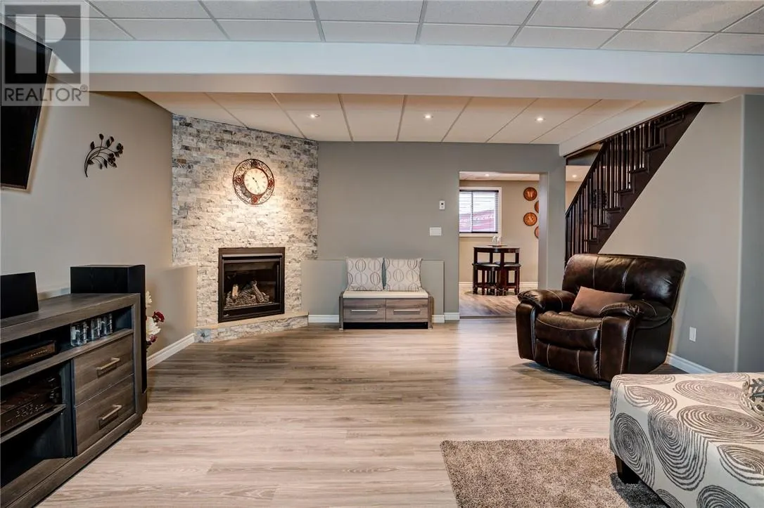 4721 Country Club Drive
