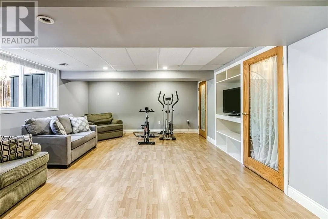 8 Mission Hill