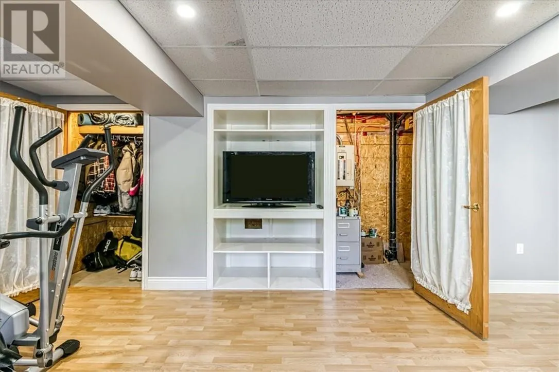 8 Mission Hill