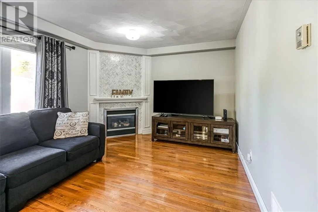 8 Mission Hill