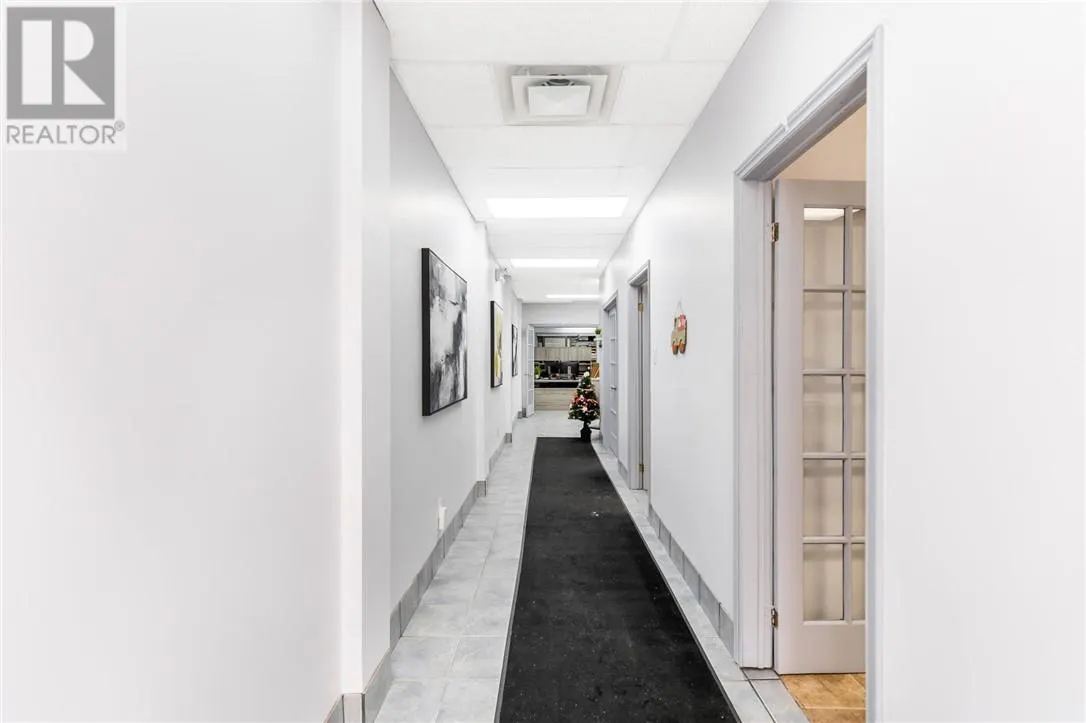11 Mary Walk