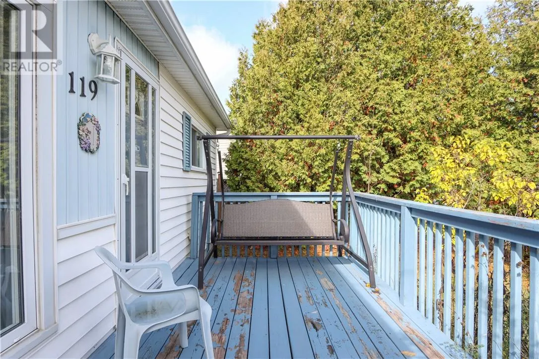 119 Laren Street