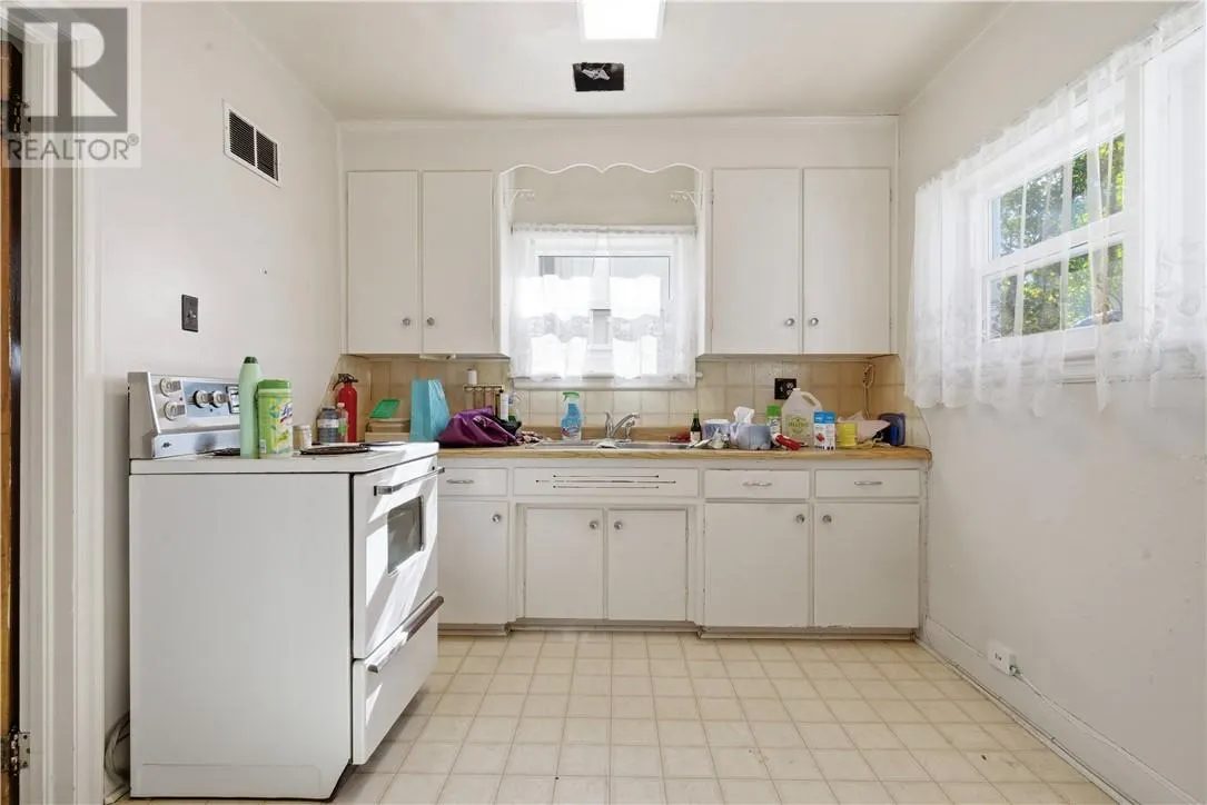 648-650 Lilac Street