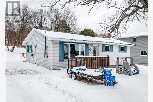 1568 Lakeshore Drive