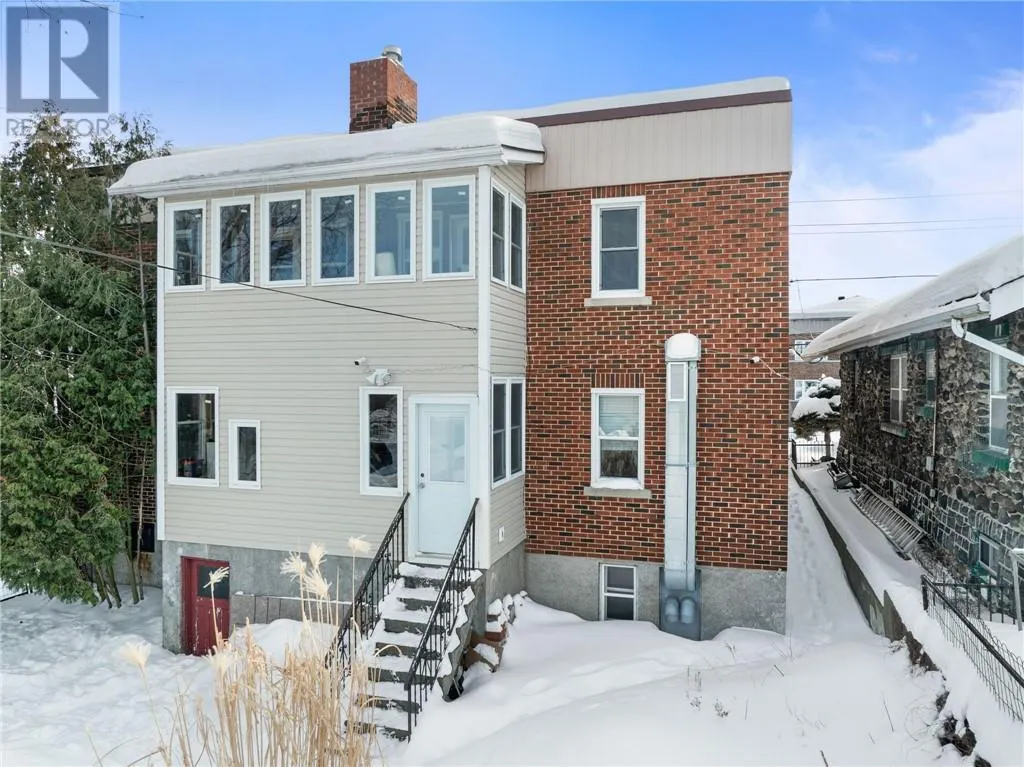226 Oak Street