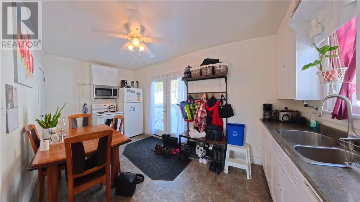 1021 Crescent Street Unit# B