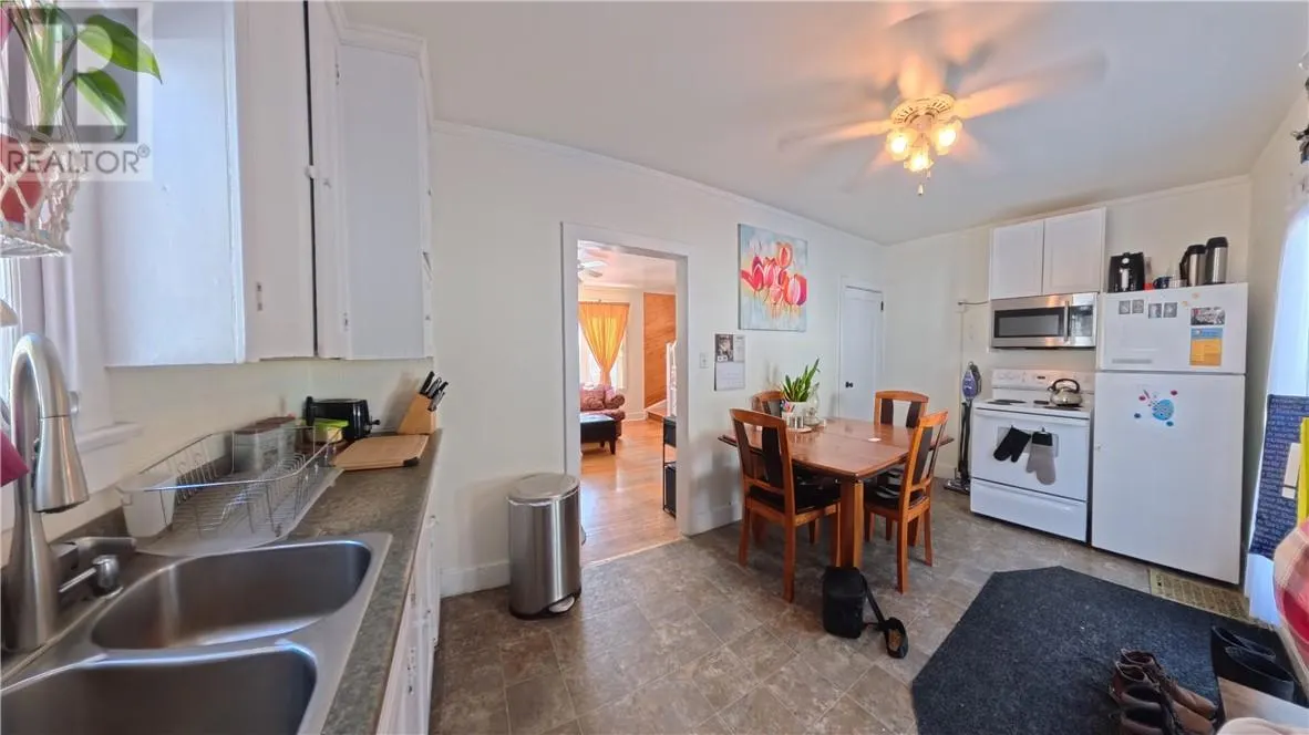 1021 Crescent Street Unit# B