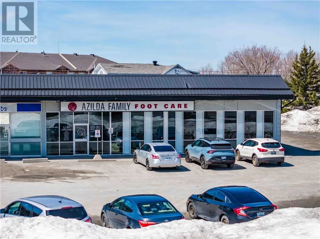 93 Notre Dame Avenue W Unit# 11-12